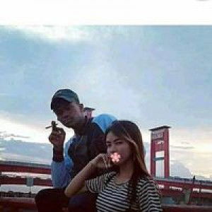 Riaandini Herusawal profile icon