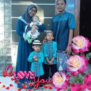 Rosiana Roshadi profile icon