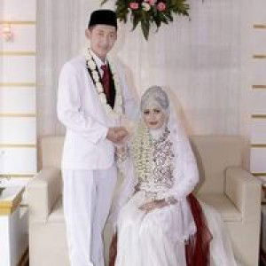 Nina Suryani profile icon