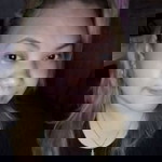 Debbie Coroña profile icon