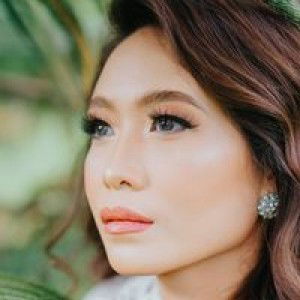 Laine Pelias Esguerra profile icon