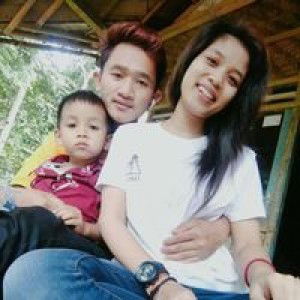 Moms Aqsha profile icon