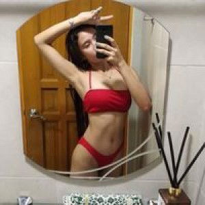 Angelica Balbon Cadalzo profile icon