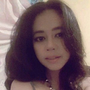 wulan Indrasari profile icon