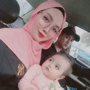 Izzie Nur Athira profile icon