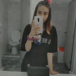 น้ําฝน จันทร์ทร profile icon