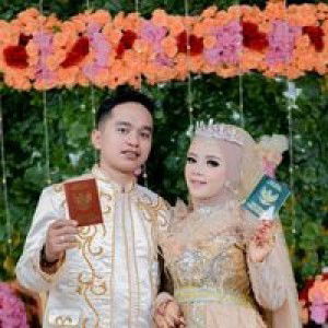 Ayu Rahmi Muhdar profile icon