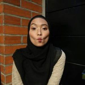 Neni Yulianti profile icon