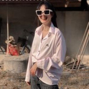 อุ้มม ม. profile icon