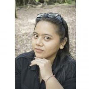 Putri Darmini profile icon