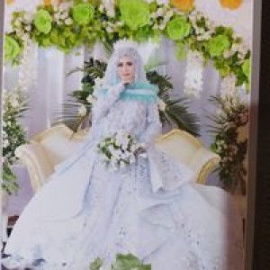 Rona Riezmawan profile icon