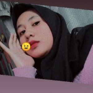 Sri Ayuni profile icon