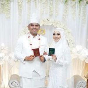 Apriliani Lia profile icon