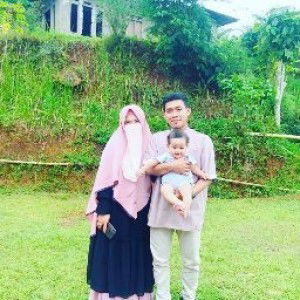 yantie novira profile icon