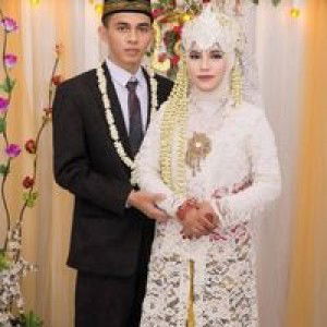 Lynda Kartika Sarri profile icon