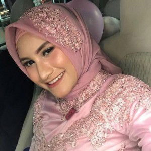 Thalia Fauza profile icon