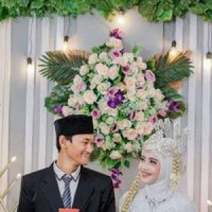 Asti Parahusna profile icon