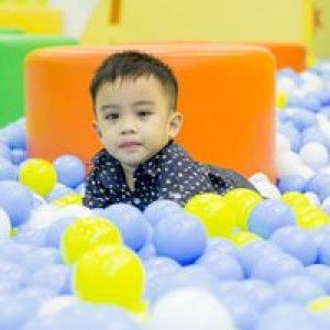 Rhizza Bernabe profile icon