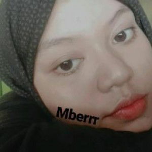 Dwi Kholifatul Muniroh profile icon