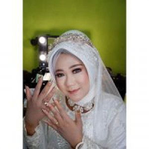 Isnaini profile icon