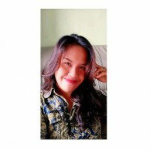 Desy Natalia profile icon