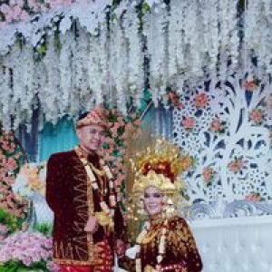 Kim Liza Eonni profile icon