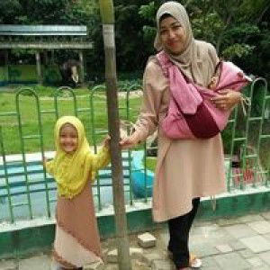 Risa Syahrul Fauzi profile icon