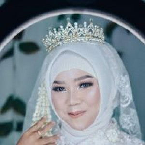 Yolanda Aris profile icon