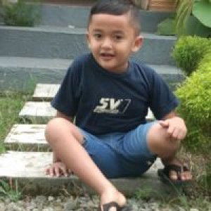 Hesti Rahayu profile icon