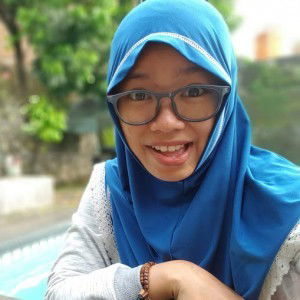 Nely fitri Lestari profile icon