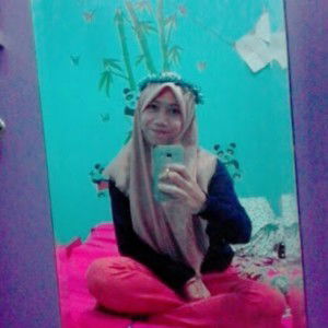 Ani tri Juniati profile icon