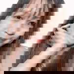 aril bañadera profile icon