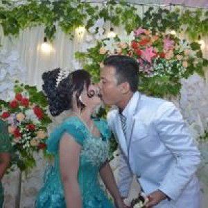 Apriliani profile icon