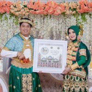 Sitti Zulhiyah Mukhlis profile icon