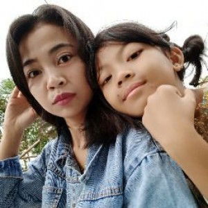 Ayu rosita profile icon