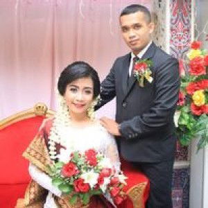 Eva Wahyuni Sihite profile icon