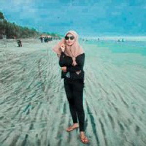 putri binanti profile icon