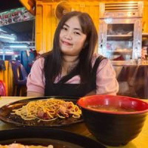 Khanomwoon Dp profile icon