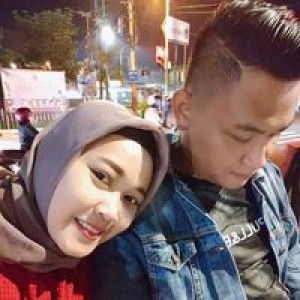 Mey Rahma profile icon