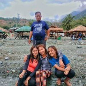 Roselyn Loyzaga Deguzman Alcober profile icon