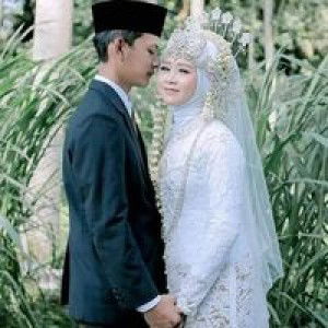 Riska Nur Ajizah profile icon