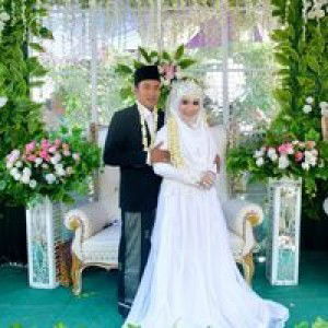 Nita Muthmainah profile icon