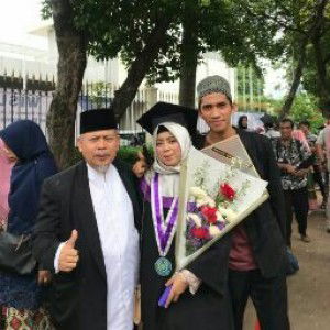 Dewi Qomariatul Aminah96 profile icon