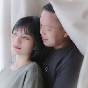 Vivi Steviana profile icon