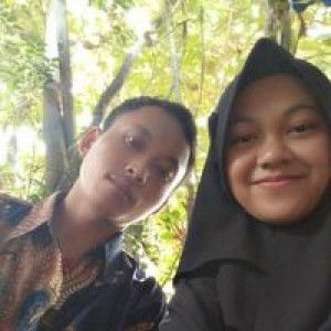 Yheni Purwanti profile icon