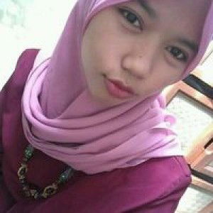 Lilin Tri Wisni profile icon