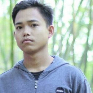 Dewi Ratanasari profile icon