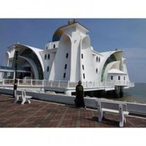 Lili Julia profile icon