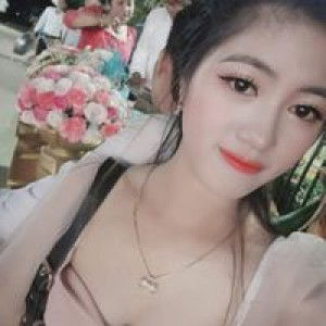 Huỳnh Trâm profile icon