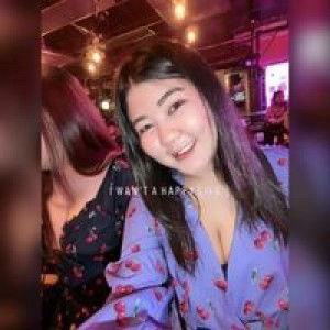 Chompoo Chompoo profile icon